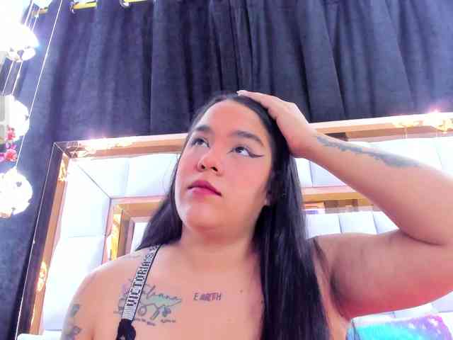 RileySweet webcam