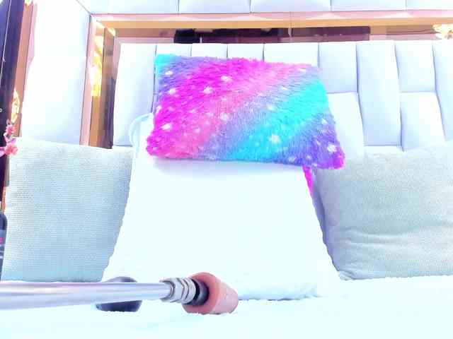 RileySweet webcam