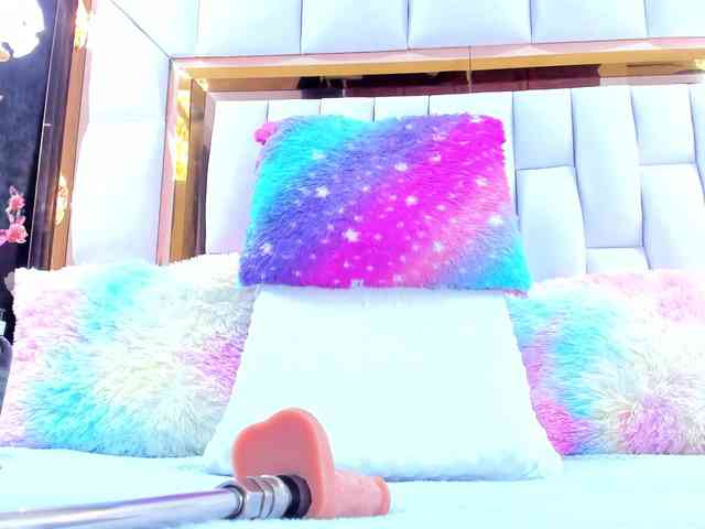 RileySweet webcam