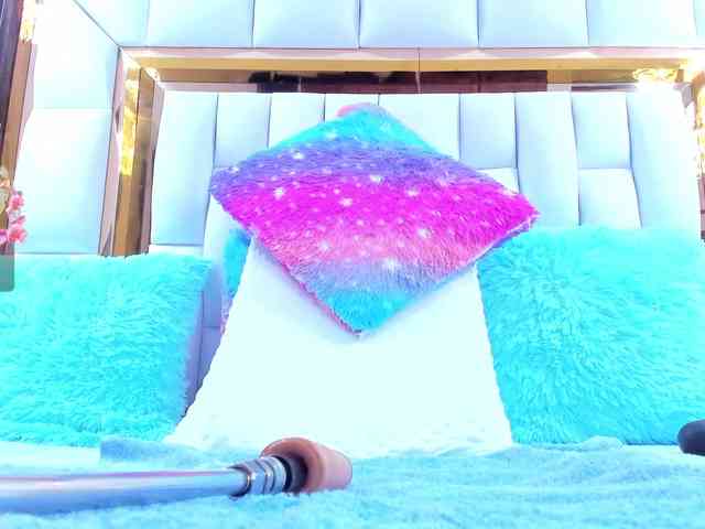 RileySweet webcam