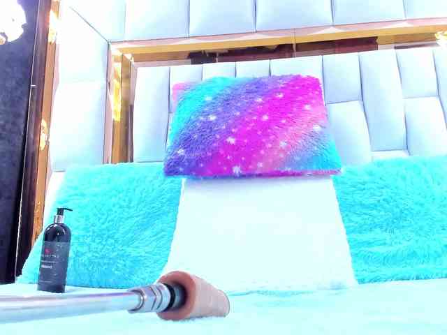 RileySweet webcam
