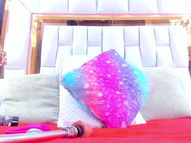 RileySweet webcam