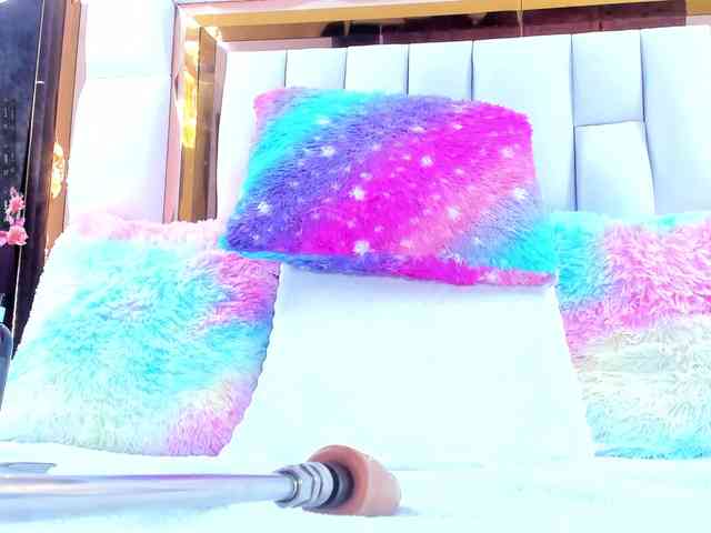 RileySweet webcam