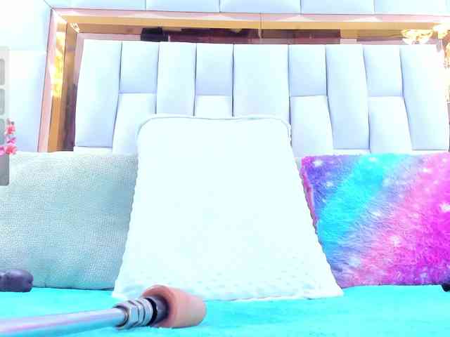 RileySweet webcam