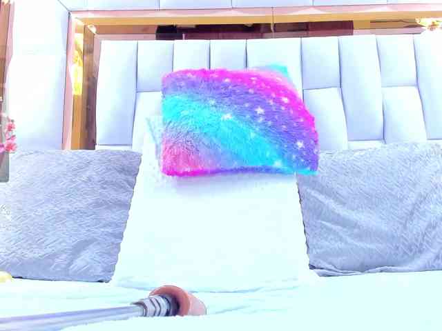 RileySweet webcam