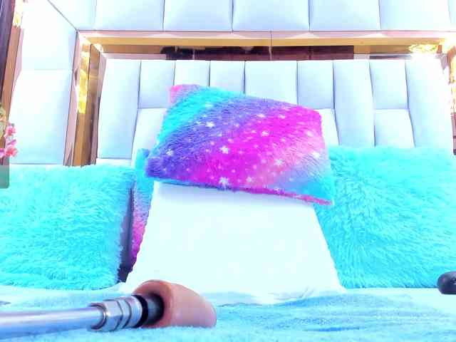 RileySweet webcam