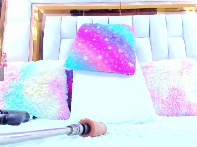 RileySweet webcam
