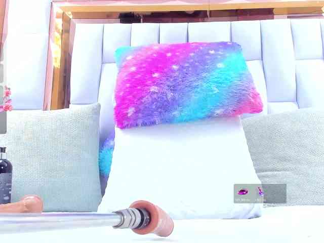 RileySweet webcam