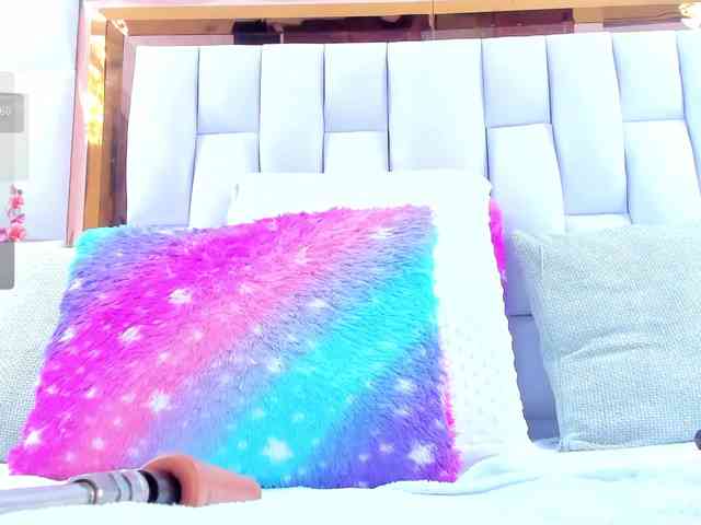 RileySweet webcam