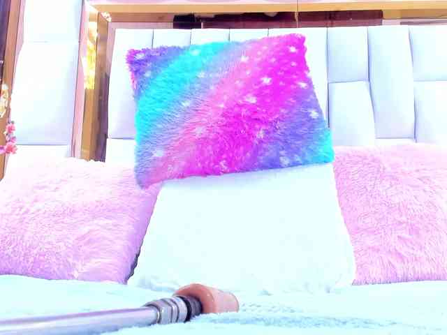 RileySweet webcam