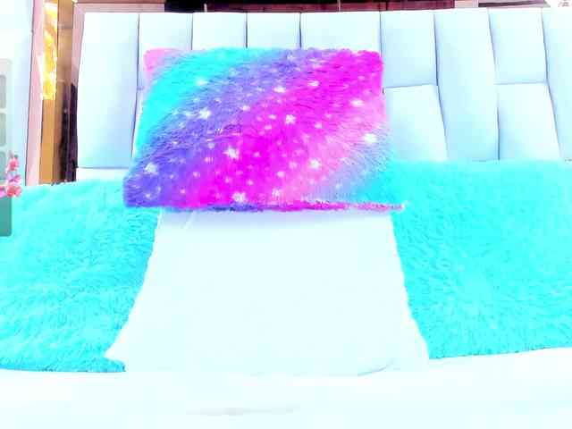 RileySweet webcam