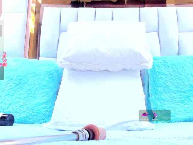 RileySweet Live Webcam on BongaCams