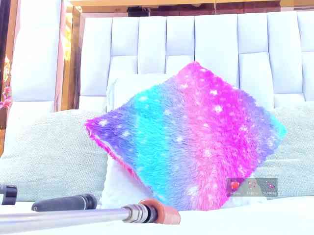 RileySweet webcam