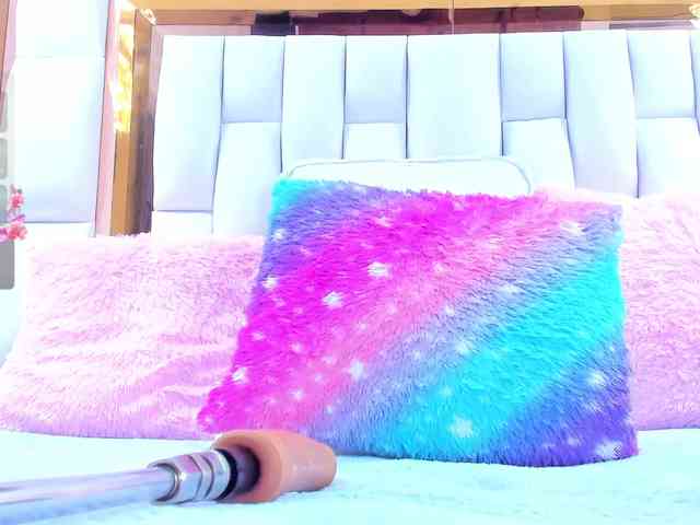 RileySweet webcam