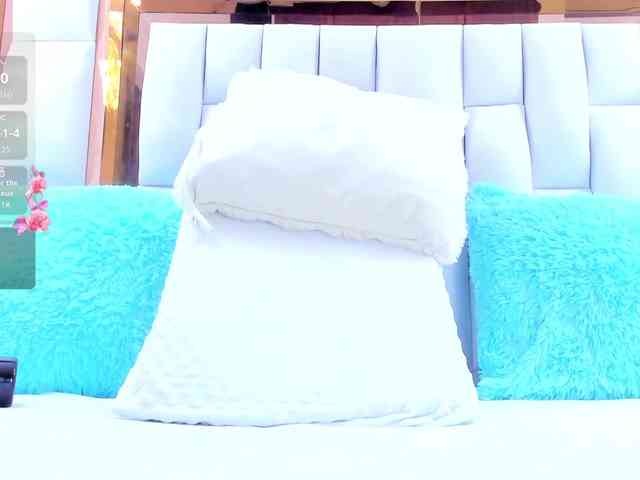 RileySweet webcam
