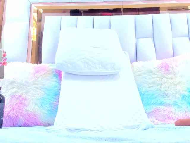 RileySweet webcam