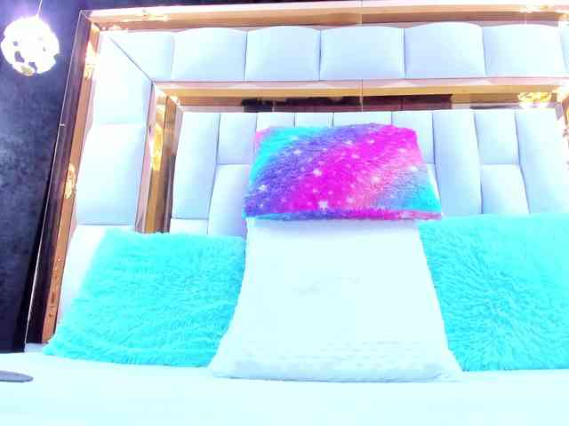 RileySweet webcam