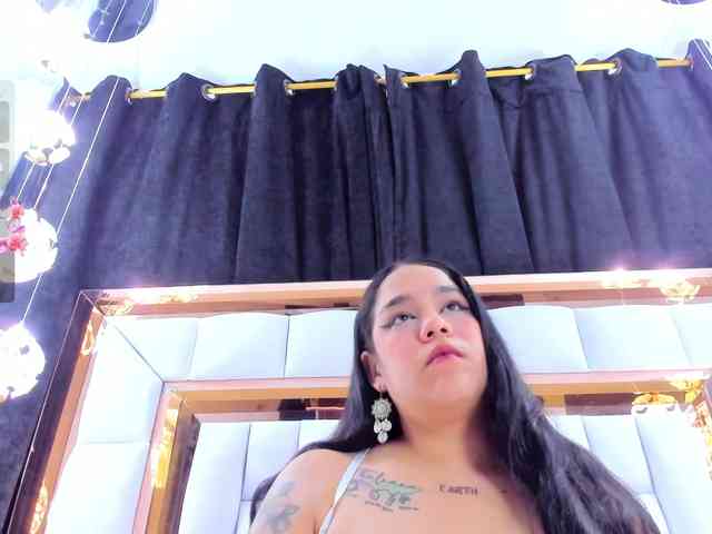 RileySweet webcam
