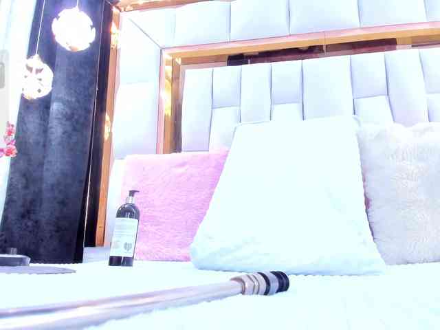 RileySweet webcam