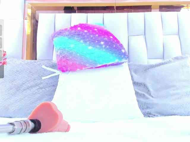 RileySweet webcam