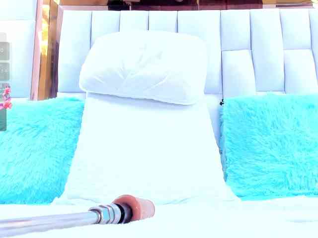 RileySweet webcam