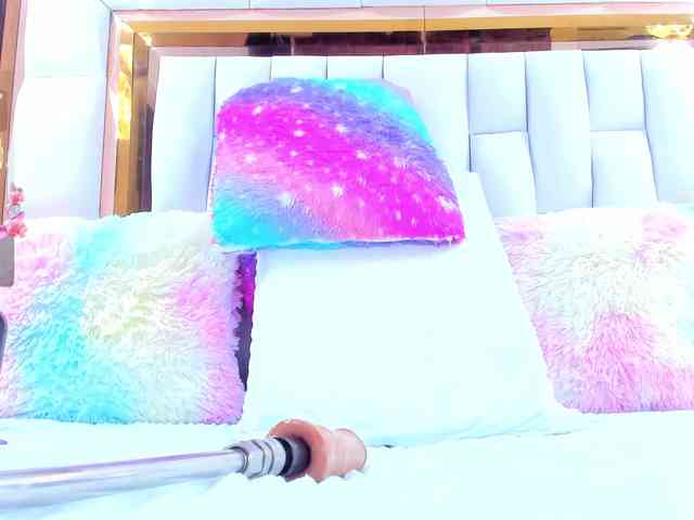 RileySweet webcam
