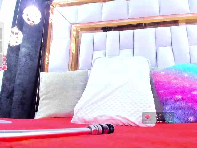 RileySweet webcam