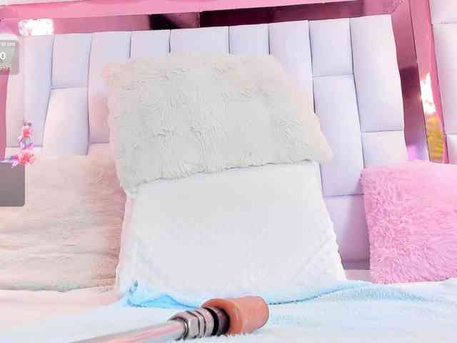 RileySweet webcam