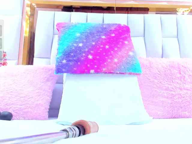RileySweet webcam