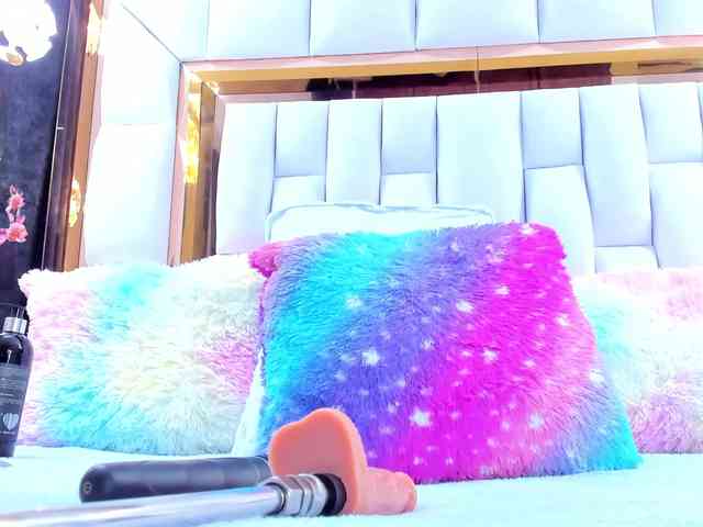 RileySweet webcam