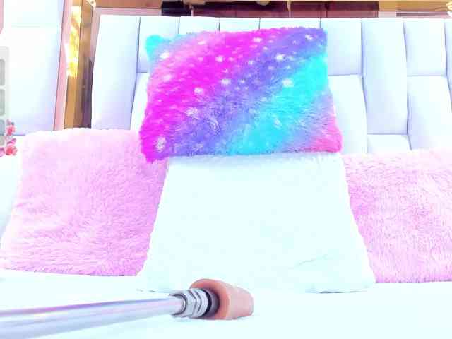 RileySweet webcam
