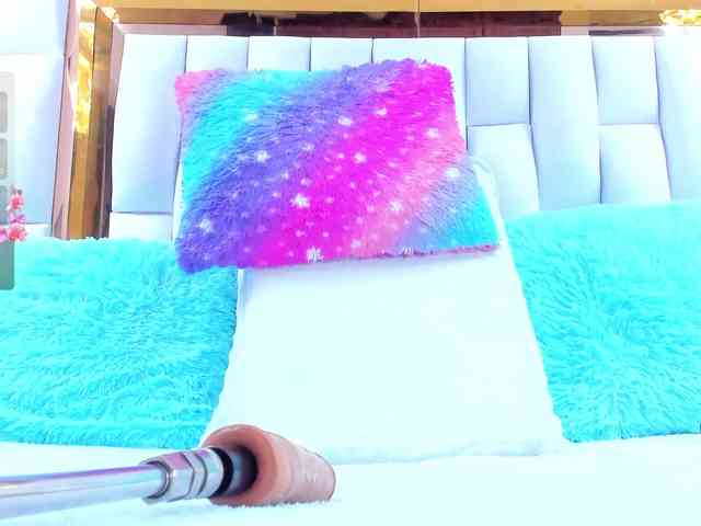 RileySweet webcam