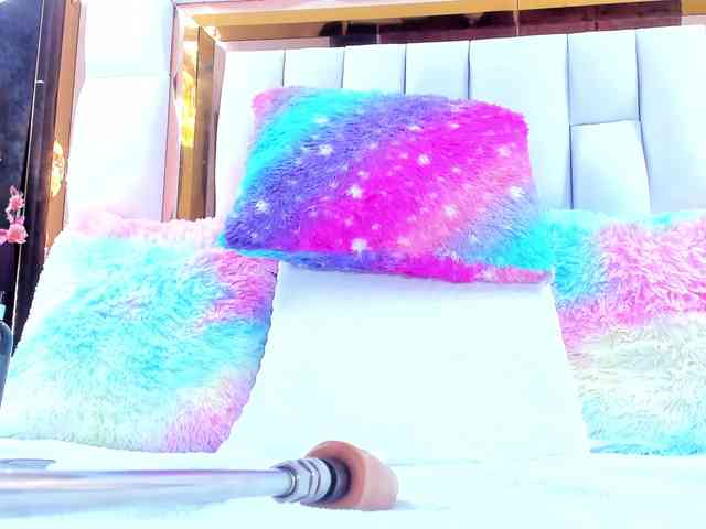 RileySweet webcam