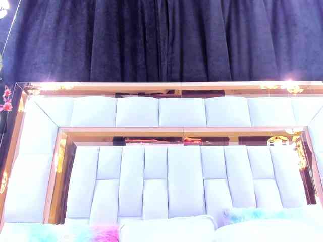 RileySweet webcam