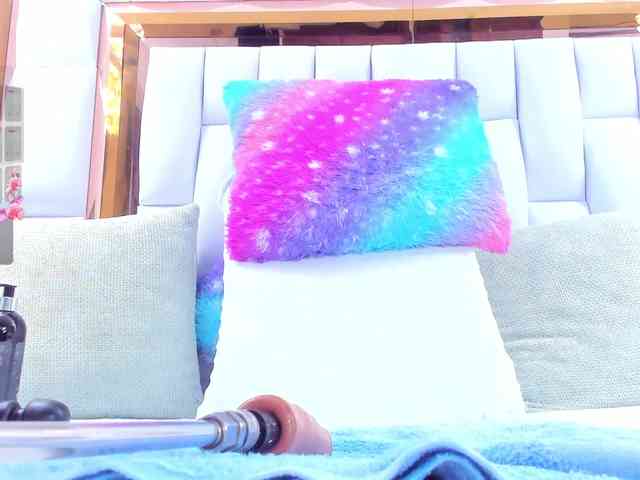 RileySweet webcam