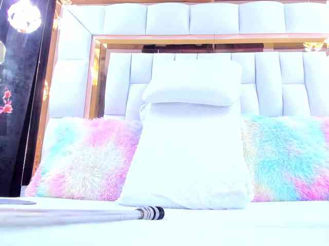 RileySweet webcam