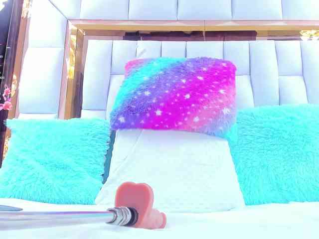 RileySweet webcam