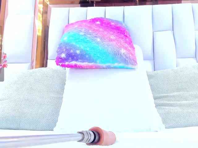 RileySweet webcam