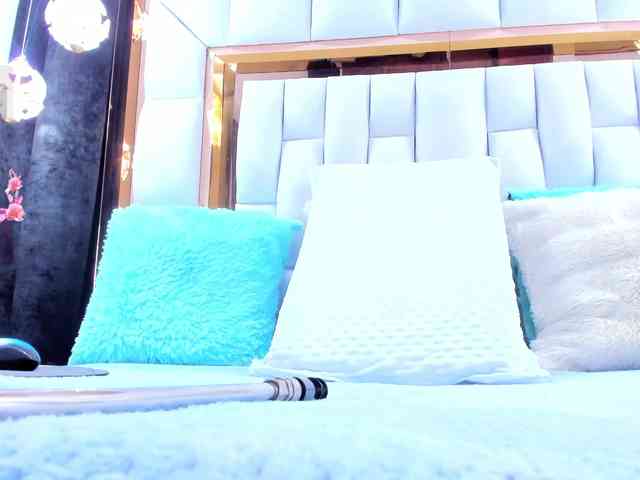 RileySweet Live Webcam on BongaCams