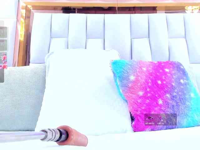 RileySweet webcam