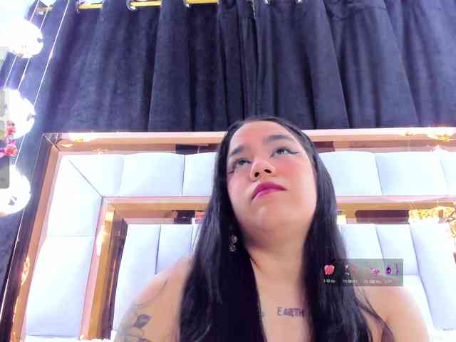 RileySweet webcam