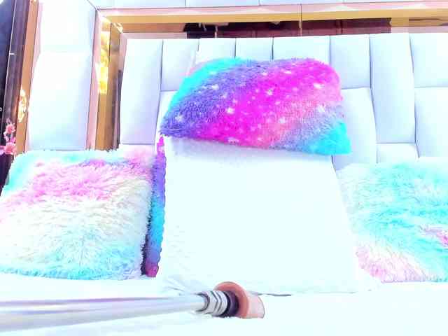 RileySweet webcam