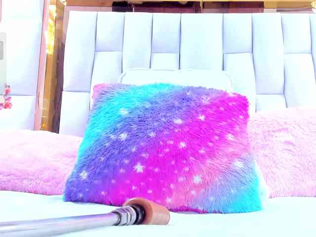 RileySweet webcam