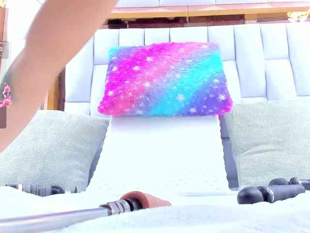 RileySweet webcam