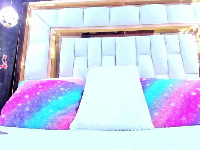 RileySweet webcam