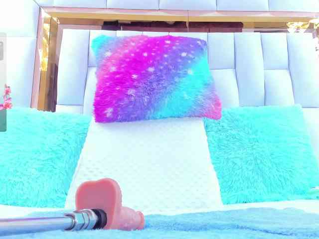RileySweet webcam