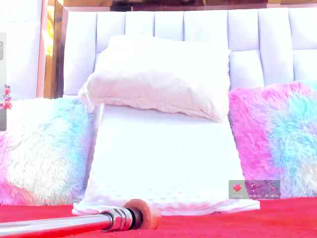 RileySweet webcam