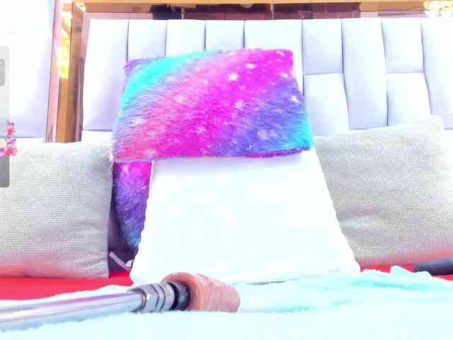RileySweet webcam