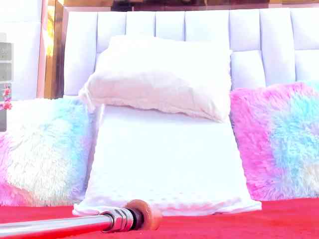 RileySweet webcam