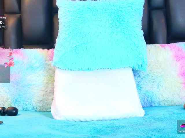 RileySweet webcam